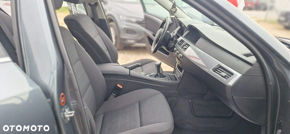 BMW Seria 5 - 12