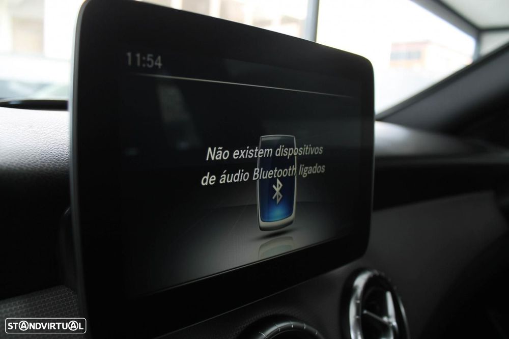 Mercedes-Benz CLA 180 d Shooting Brake Urban Aut. - 18