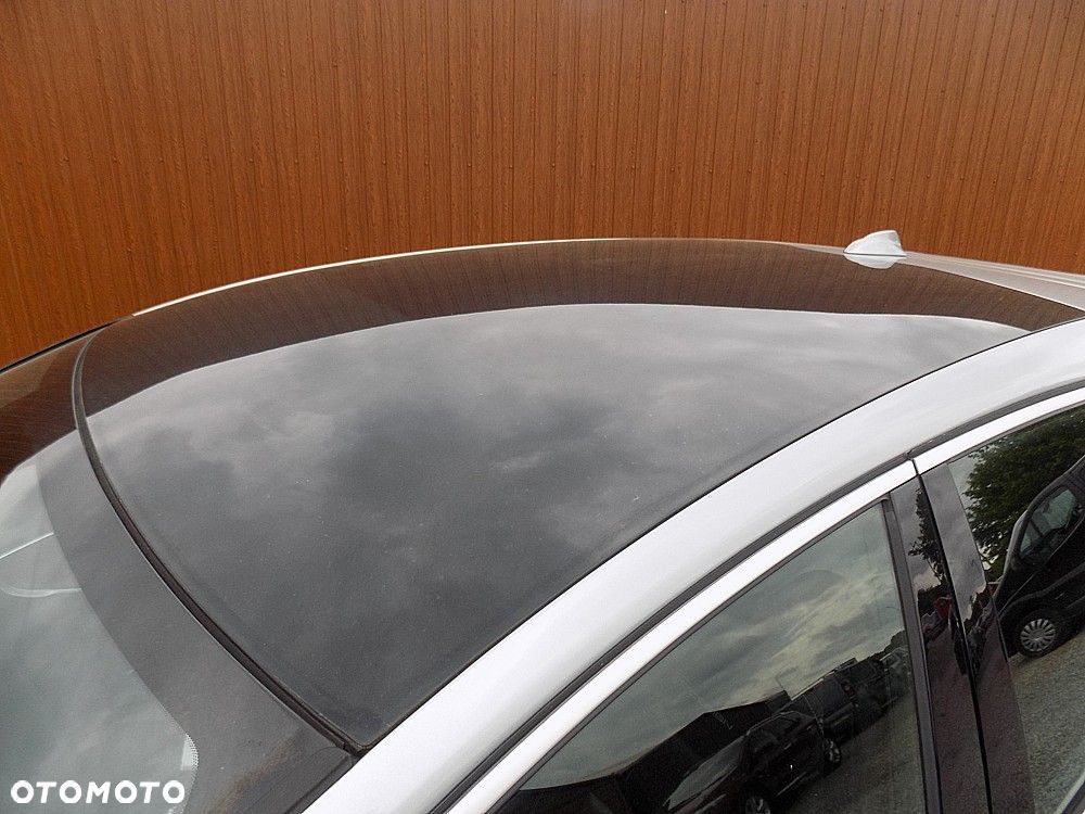 Volvo V40 D3 Drive-E R-Design Momentum - 27