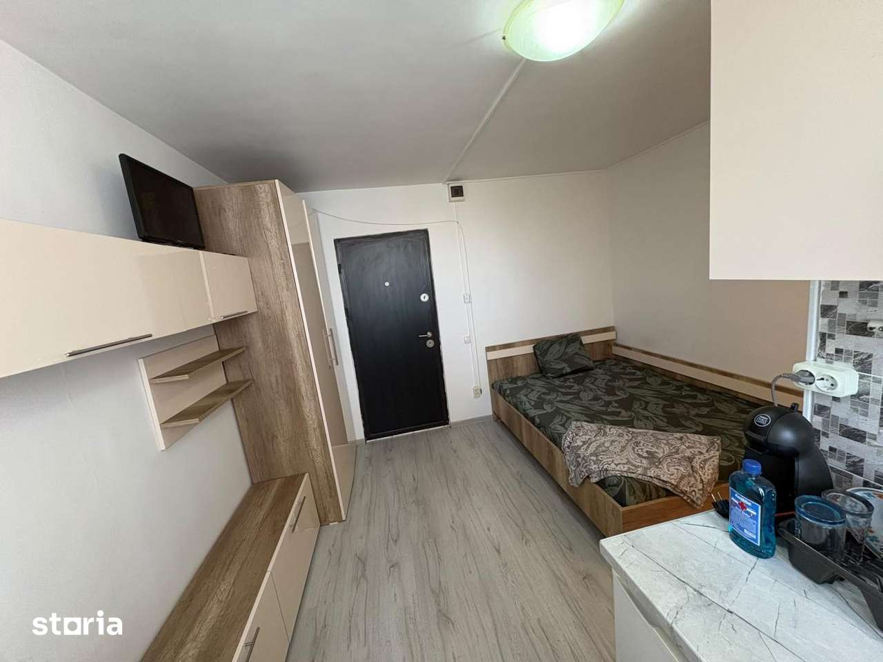 Garsonieră de vânzare 17mp– Zona Apărătorii Patriei 36000e — fotografia 3