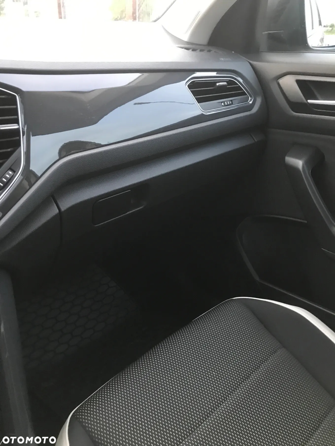Volkswagen T-Roc 1.5 TSI ACT Premium - 7