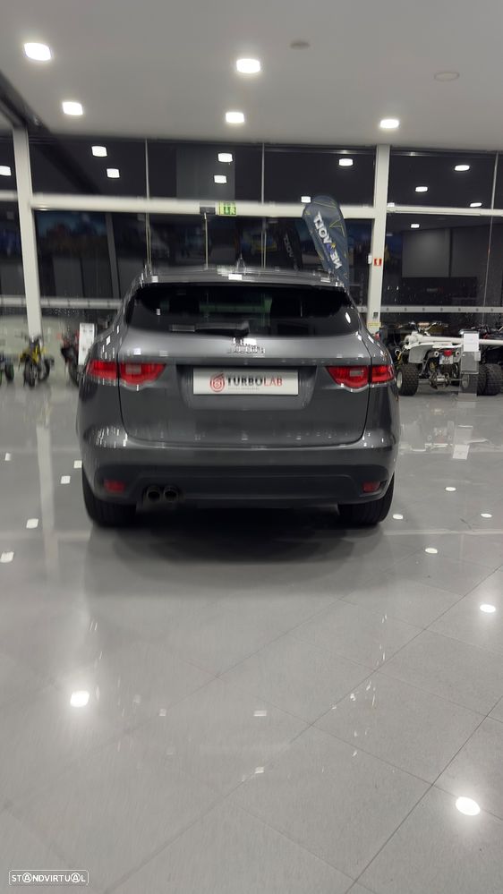 Jaguar F-Pace 2.0 i4D R-Sport AWD Aut. - 7