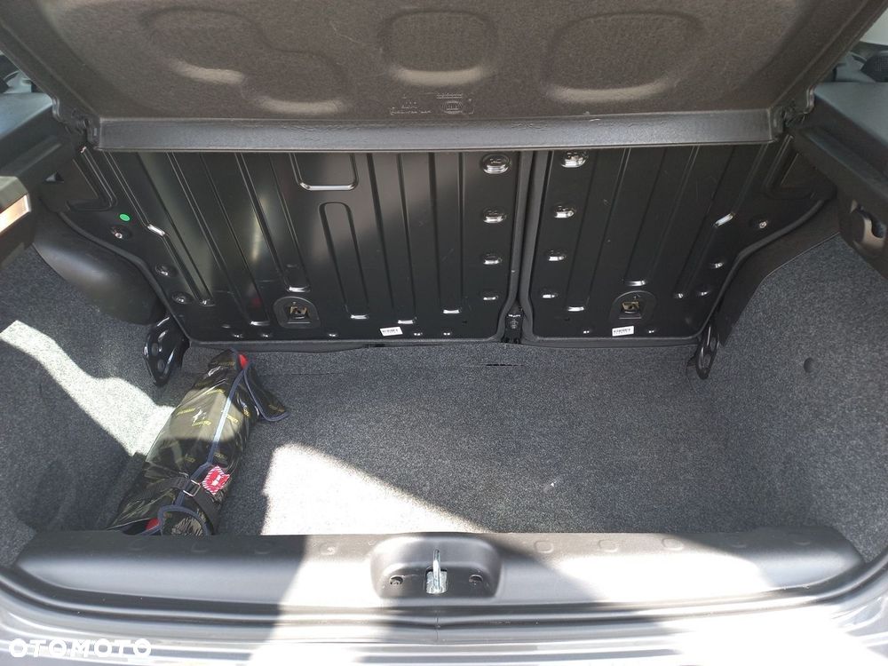 Fiat Panda 1.0 Hybrid City Cross - 12