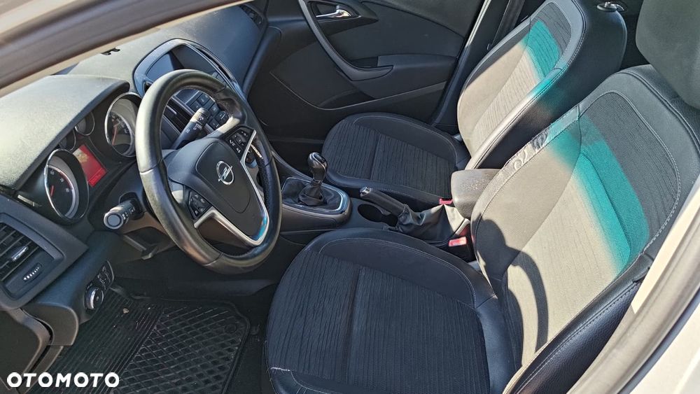 Opel Astra 1.4 T EU6 - 4