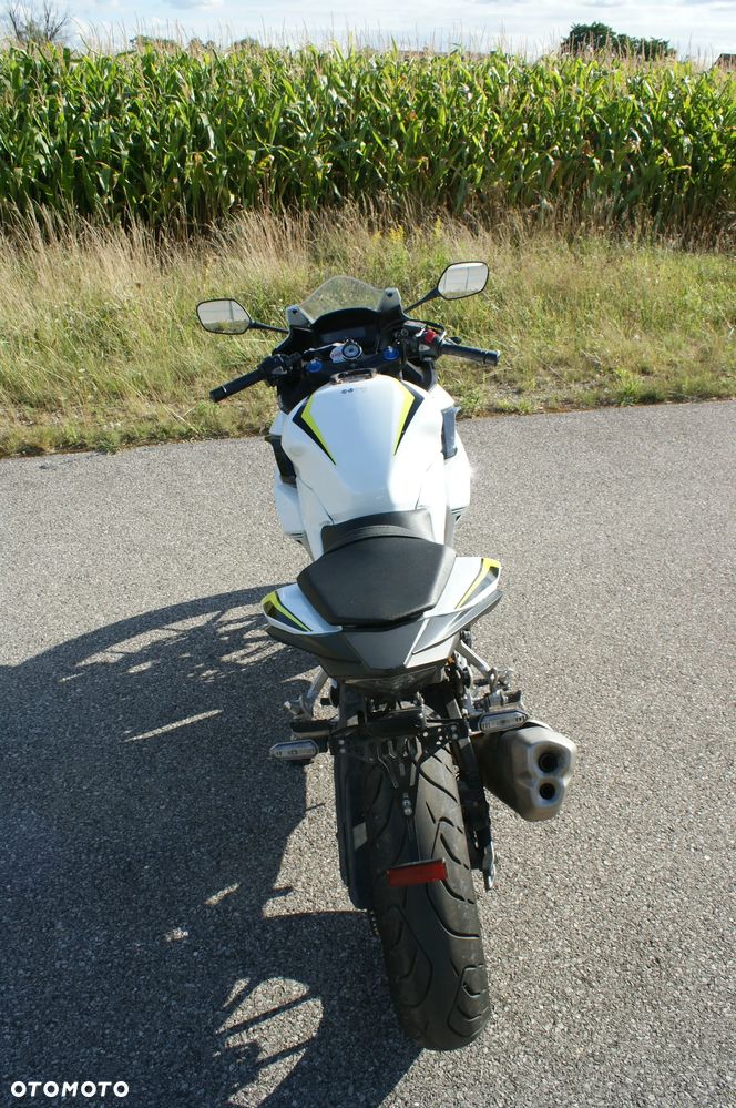Honda CBR - 11