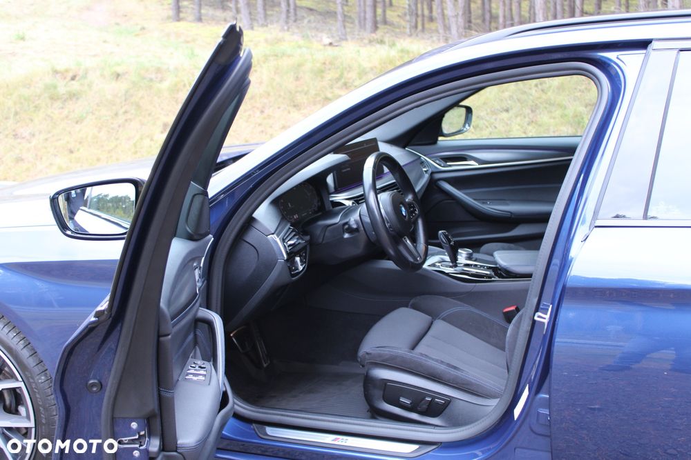BMW Seria 5 520d M Sport Edition - 21