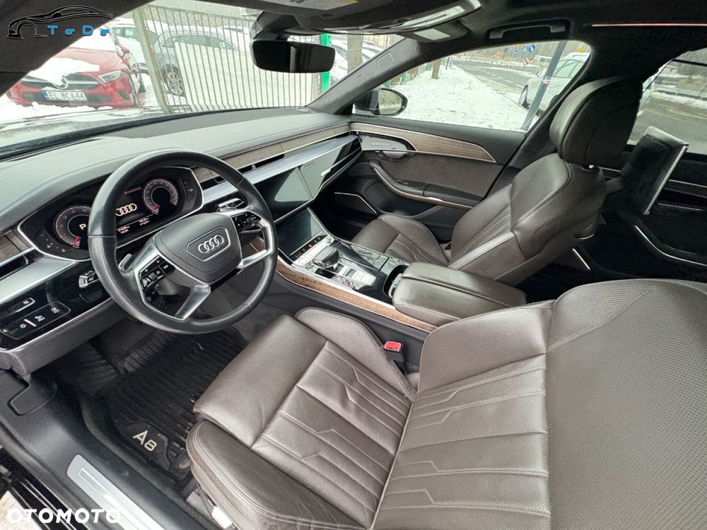 Audi A8 - 21
