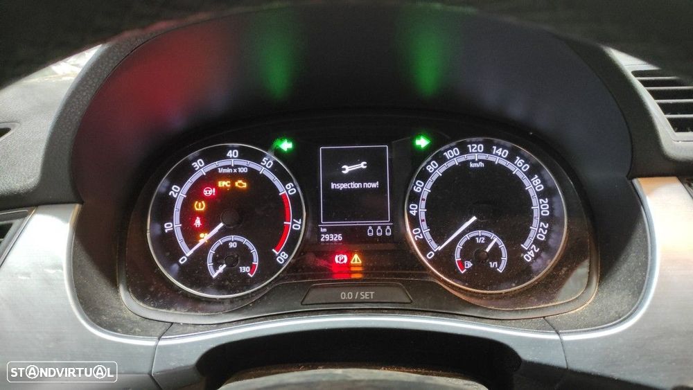 QUADRANTE SKODA FABIA COMBI ACTIVE - 7