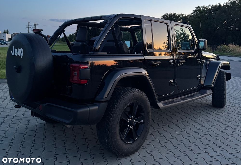 Jeep Wrangler - 32