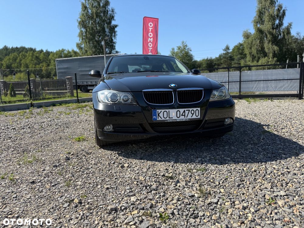 BMW Seria 3 318i - 3