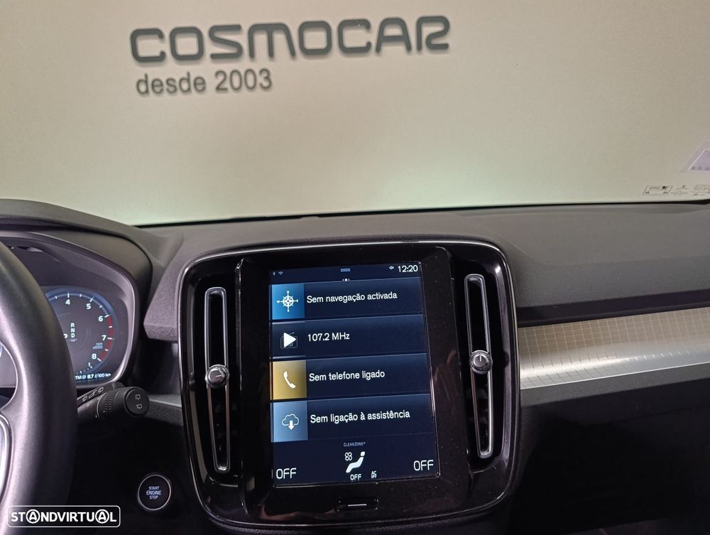 Volvo XC 40 1.5 T2 Momentum Geartronic - 25