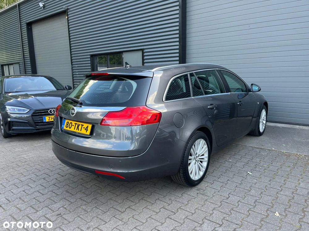 Opel Insignia - 12