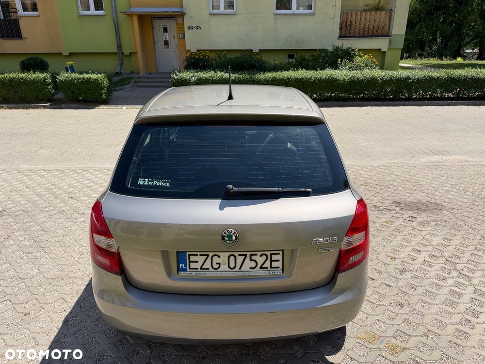 Skoda Fabia 1.2 TSI Classic - 6