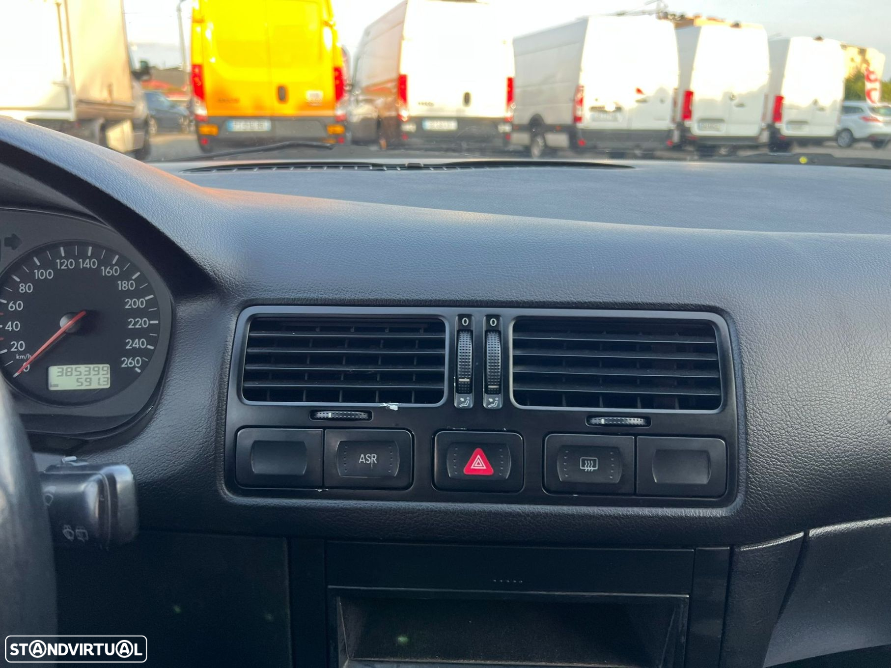 VW Bora 1.9 TDi Highline - 15
