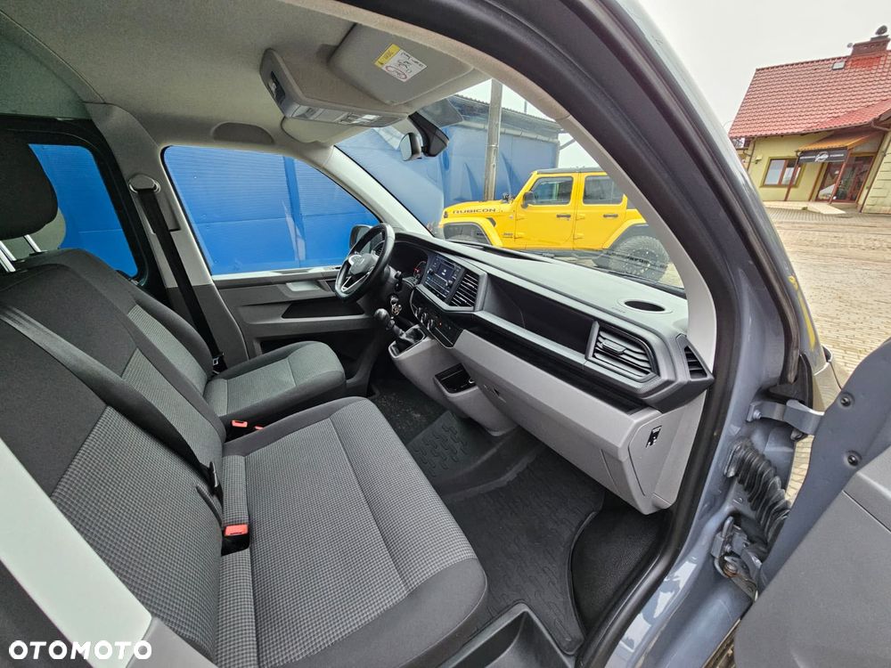 Volkswagen Transporter Kombi L1H1 - 12