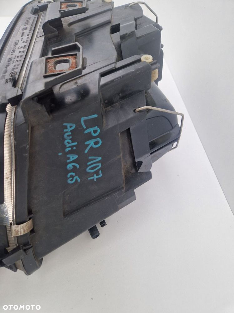AUDI A6 C5 LAMPA PRZÓD PRZEDNIA PRAWA  EUROPA - 2