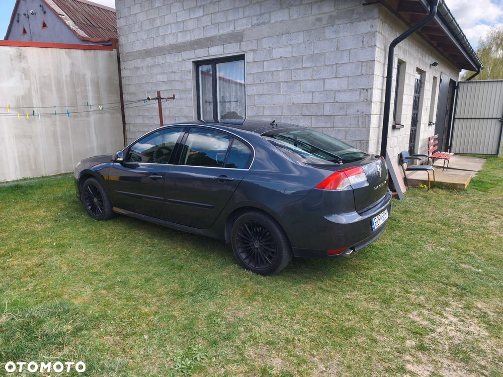 Renault Laguna 2.0 dCi Initiale - 4