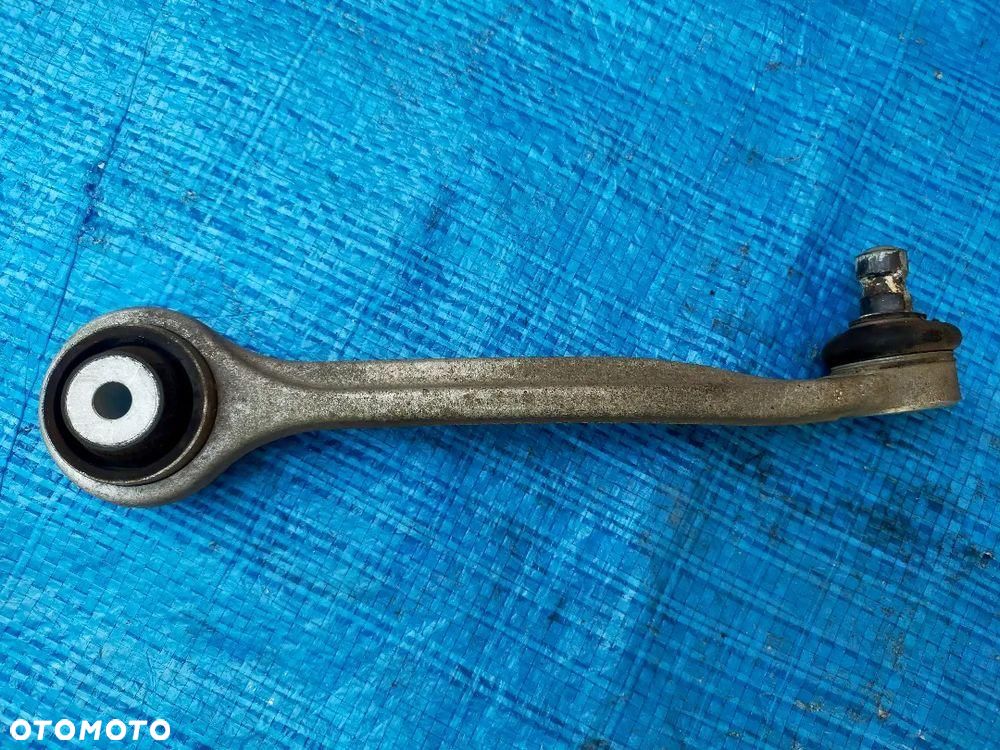 Audi A4 B9 A5 8W Wahacz Lewy Góra Przód Komplet - 4