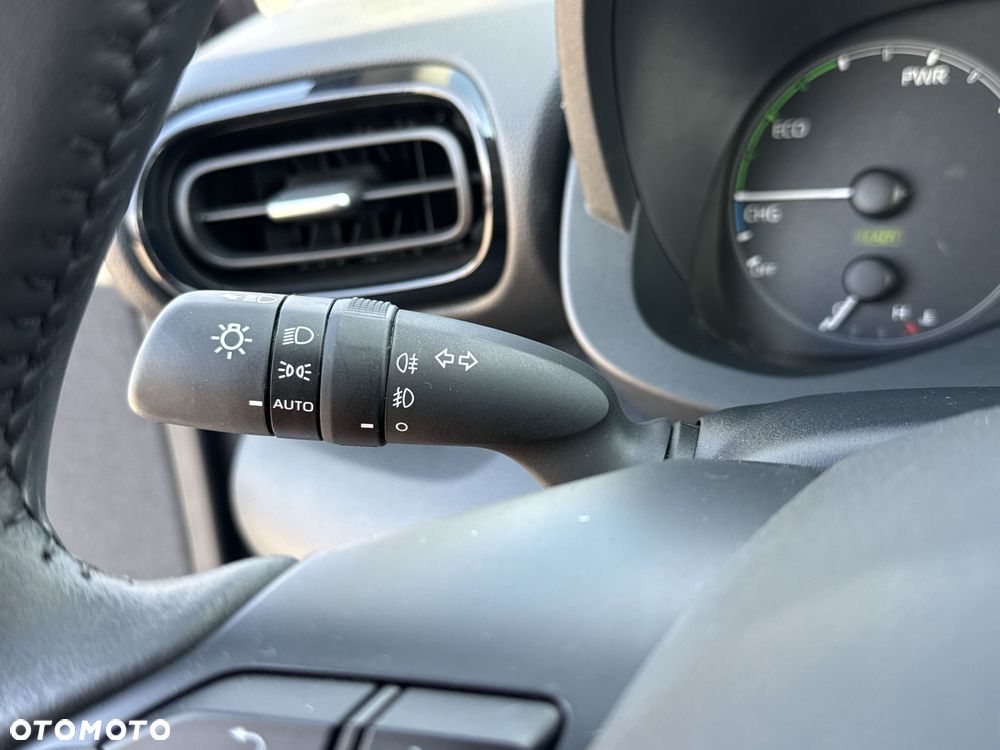 Toyota Yaris - 18