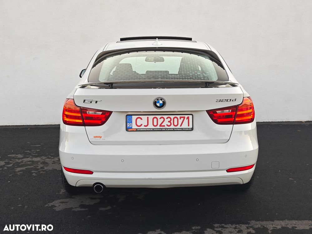 BMW Seria 3 320d Aut. - 16