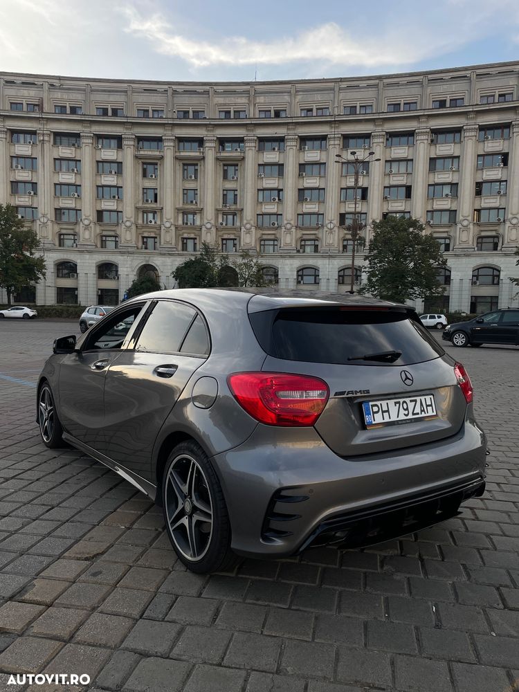Mercedes-Benz A 180 AMG Line - 2
