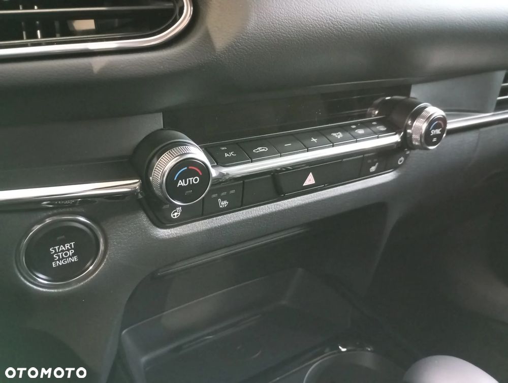 Mazda CX-30 2.0 mHEV Centre-Line 2WD - 8