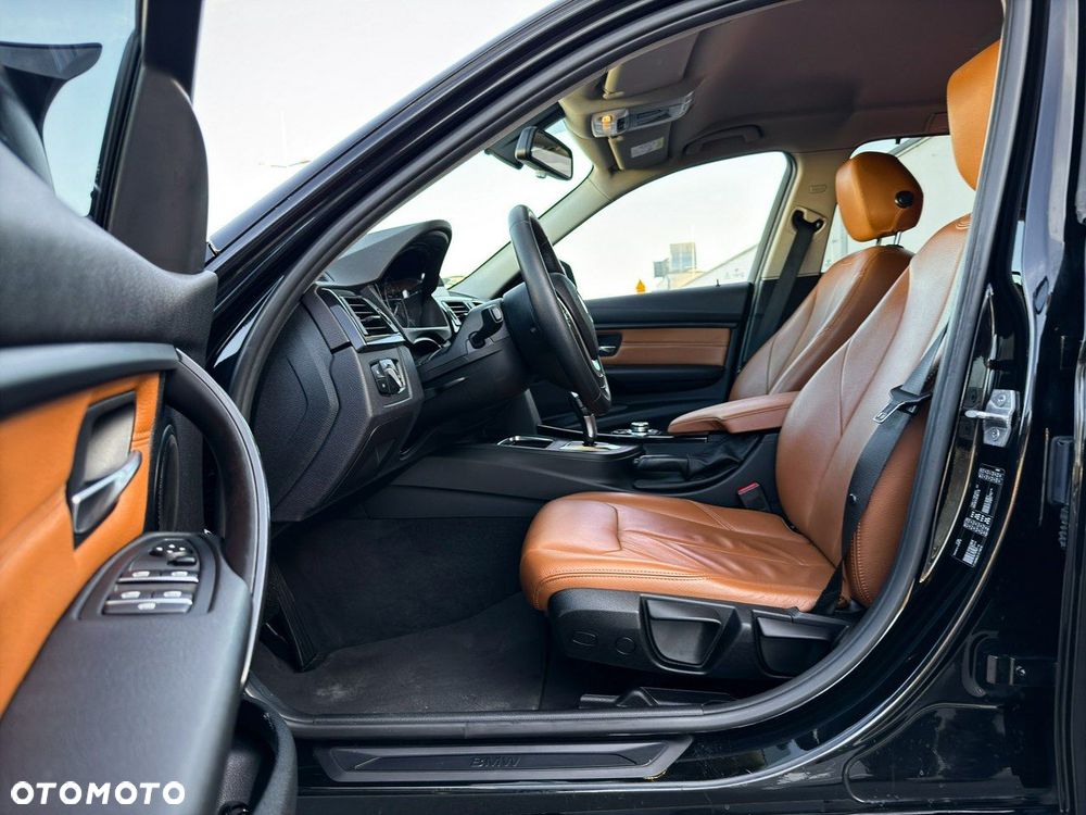 BMW Seria 3 320d Efficient Dynamics - 16