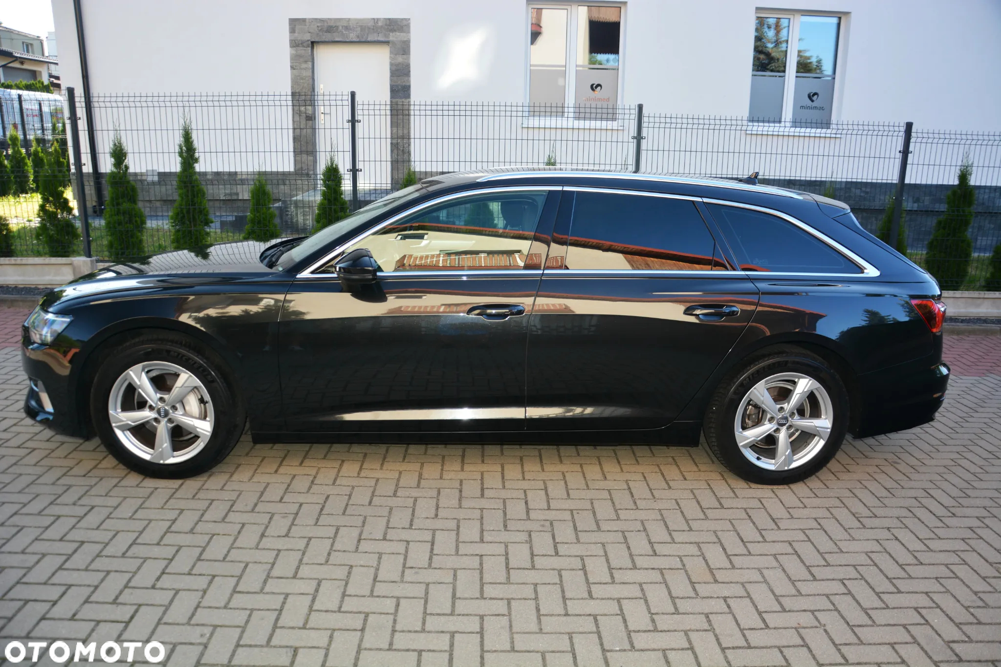 Audi A6 - 6