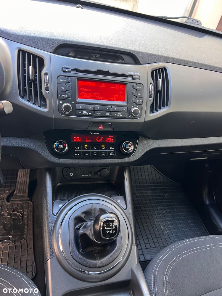 Kia Sportage - 16