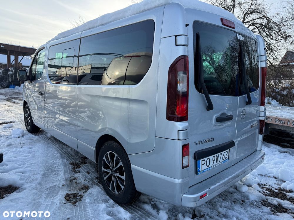 Opel Vivaro - 34