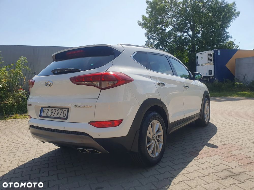 Hyundai Tucson 2.0 CRDi 2WD Trend - 2