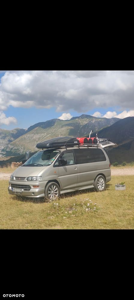 Mitsubishi Space Gear - 10