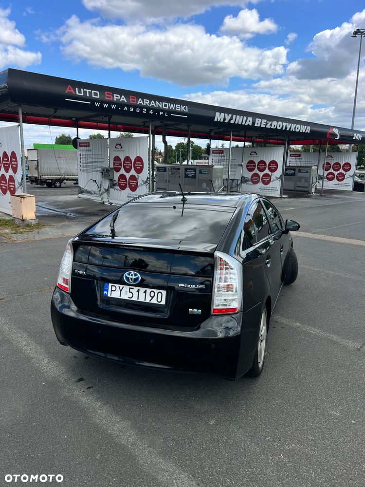 Toyota Prius - 11