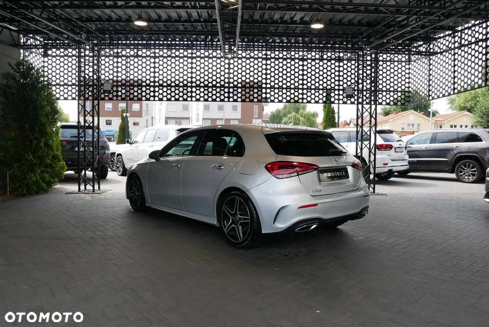 Mercedes-Benz Klasa A 250 4-Matic AMG Line 7G-DCT - 4