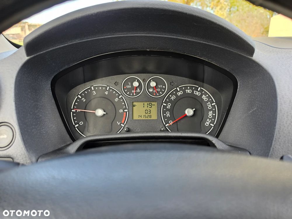 Ford Fusion - 13