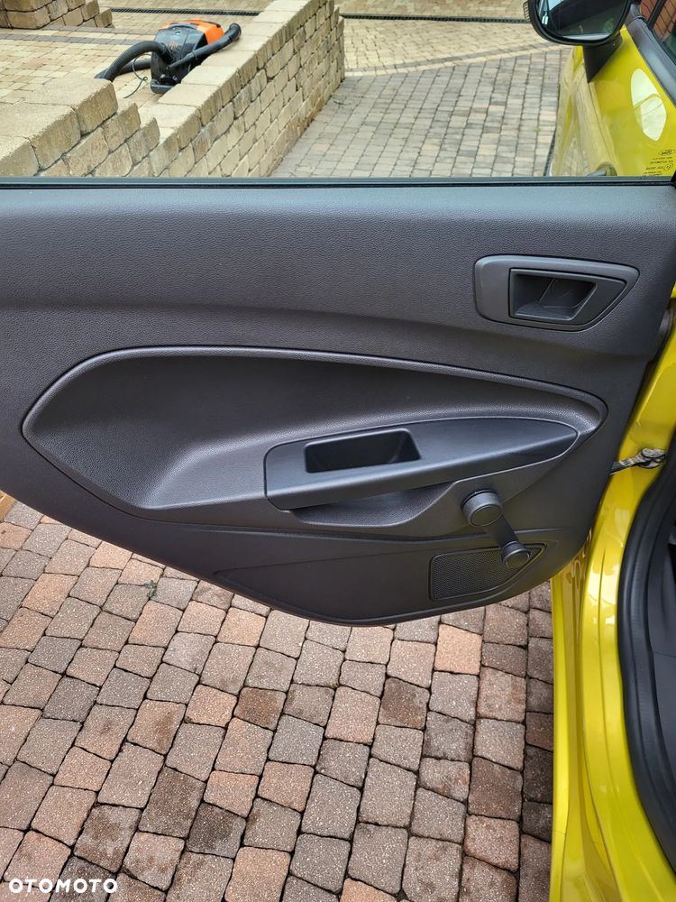 Ford Fiesta 1.25 Silver X - 18