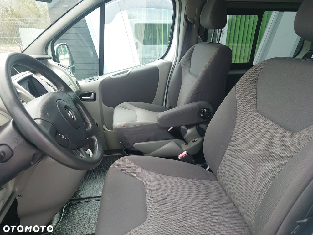Opel Vivaro - 14