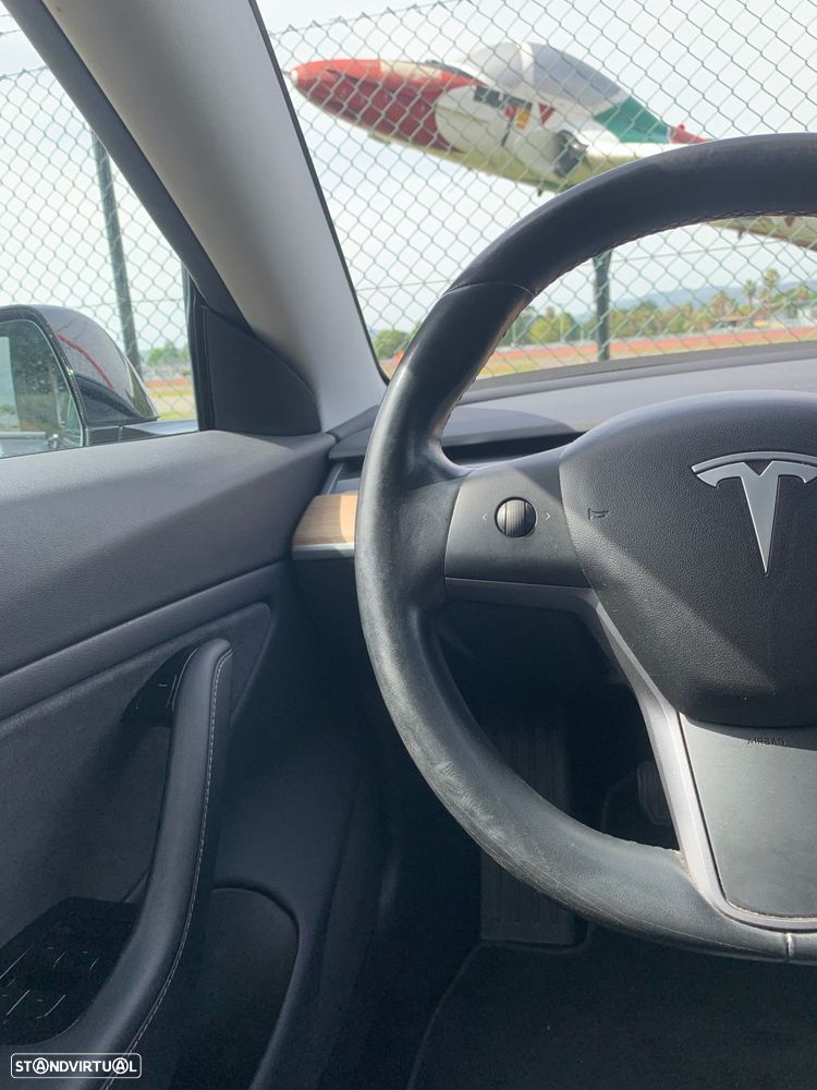Tesla Model 3 Long Range Tração Integral - 28