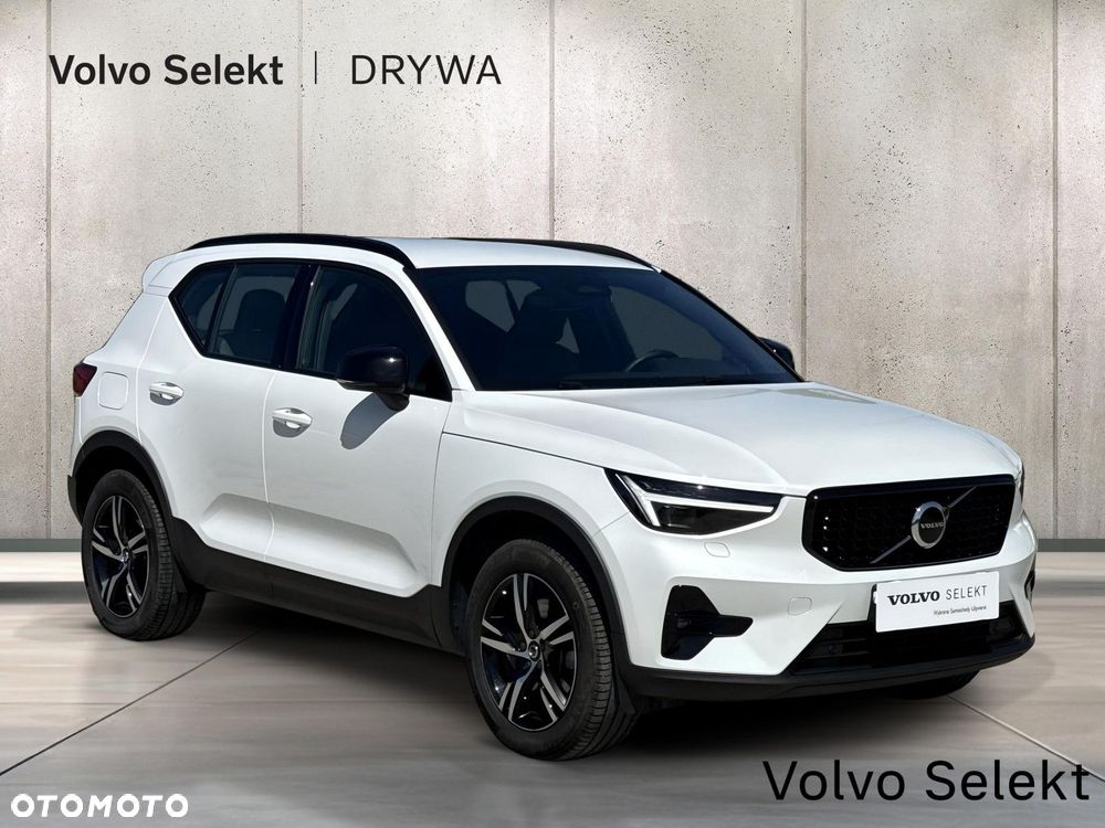 Volvo XC 40 B3 Plus Dark - 9