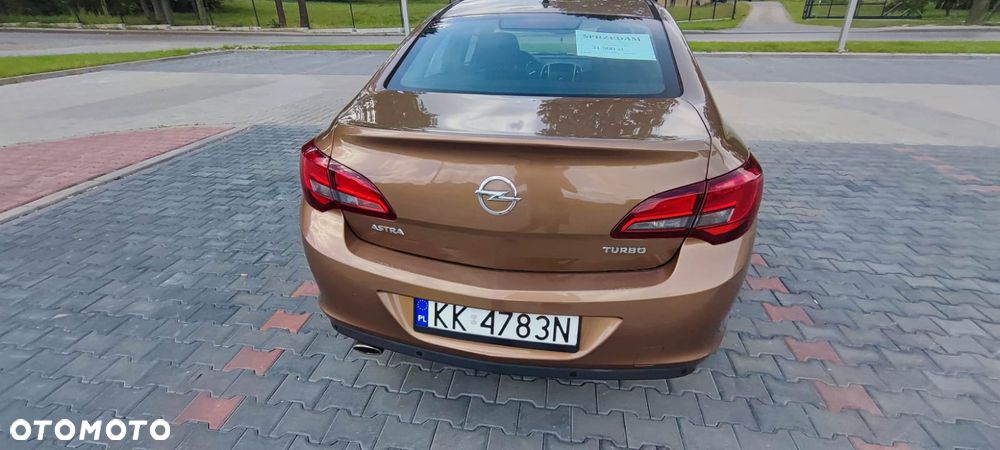 Opel Astra 1.4 T Active - 10