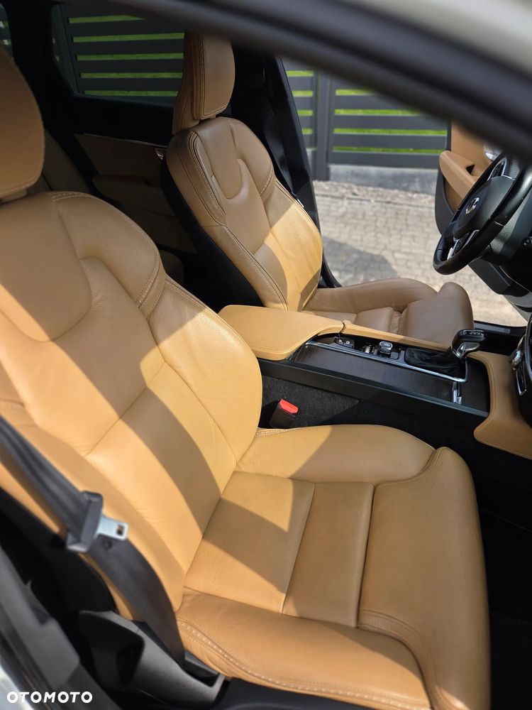 Volvo V90 Cross Country D5 SCR AWD - 11