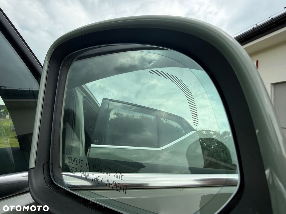 Volvo XC 40 B5 AWD Ultimate Dark - 25