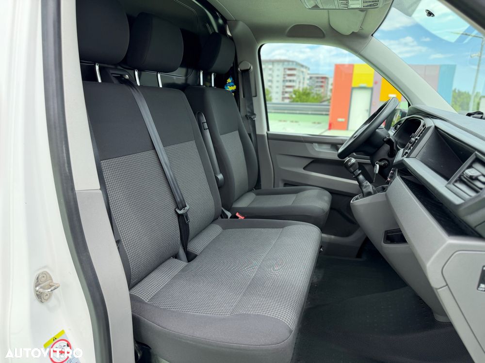 Volkswagen Transporter dT6.1 Furgon KR 2.0 TDI - 18