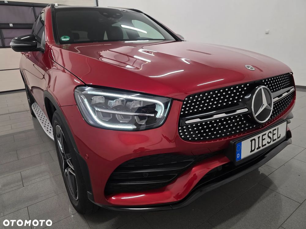 Mercedes-Benz GLC 300 de 4Matic 9G-TRONIC AMG Line Plus - 29