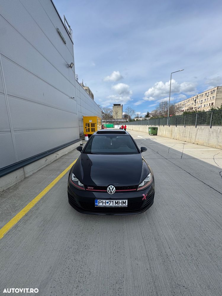 Volkswagen Golf 2.0 TSI BMT DSG GTI Performance - 1