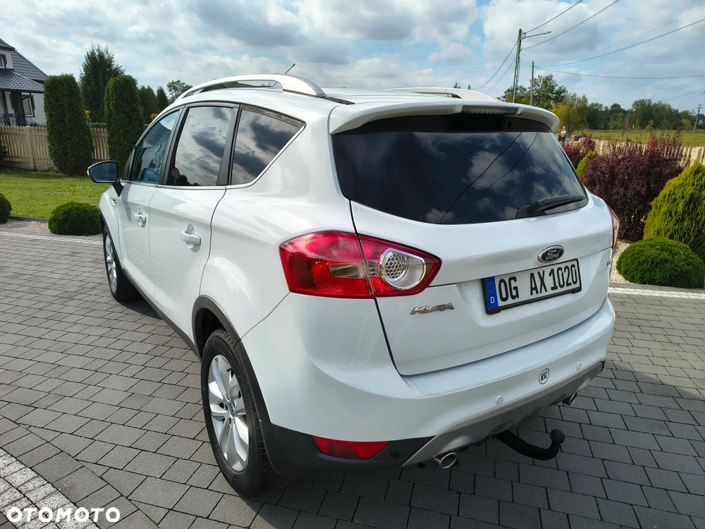 Ford Kuga 2.0 TDCi 2x4 Titanium - 10