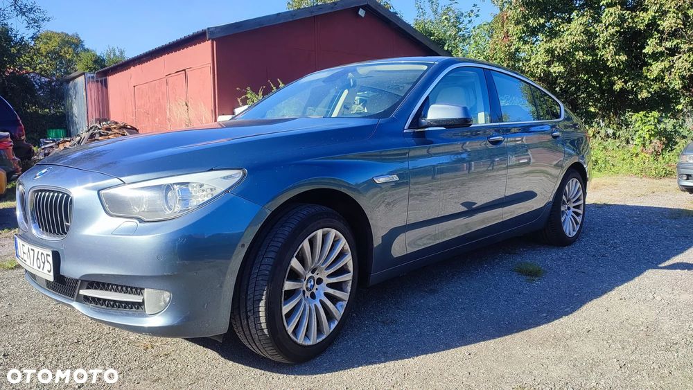 BMW 5GT - 1