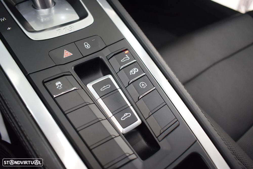 Porsche 718 Boxster PDK - 35