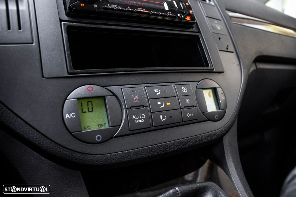 Ford Focus C-Max 1.6 TDCi Connection - 20