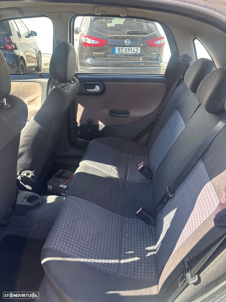 Opel Corsa 1.3 CDTi First - 7